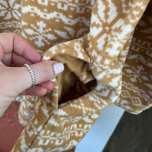 D&Co. Tunic Sweater Women Petite Extra Large Yellow Printed Polar Fleece V-Neck - Picture 4 of 5